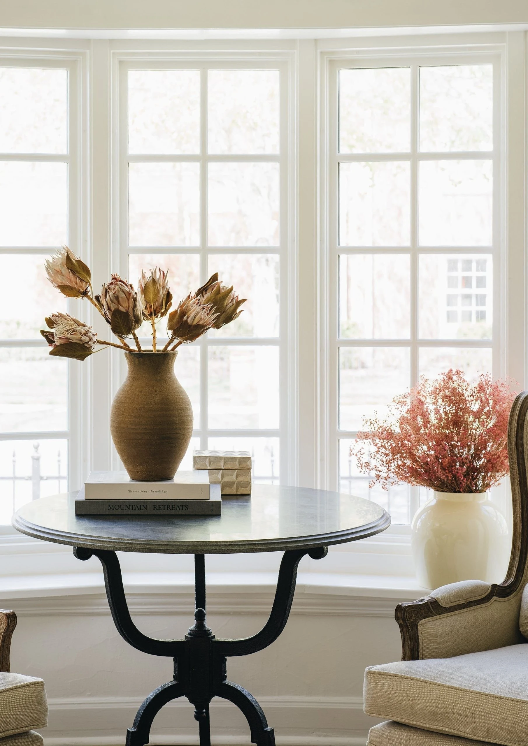 Bundle Of 2 Dried King Protea Flowers - 14-18" 2 Bundle Of 2 Dried King Protea Flowers - 14-18" - Image 2